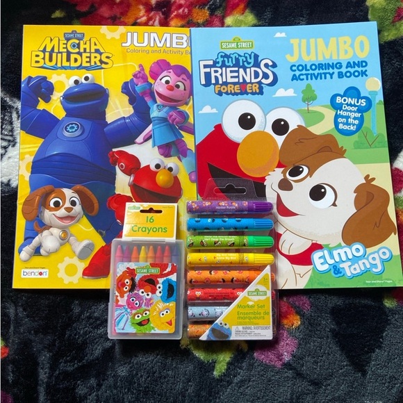 Sesame Street Elmo and Friends Coloring Bundle New - Picture 1 of 4